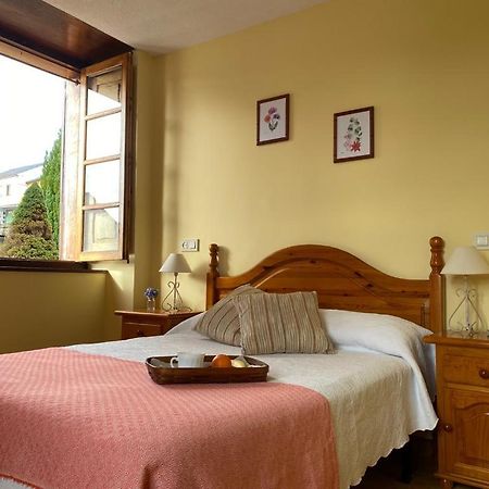Ahio San Martin, Apartamentos Rurales Casa De La Villa San Martin de Oscos المظهر الخارجي الصورة