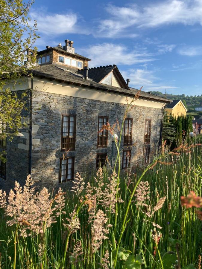 Ahio San Martin, Apartamentos Rurales Casa De La Villa San Martin de Oscos المظهر الخارجي الصورة